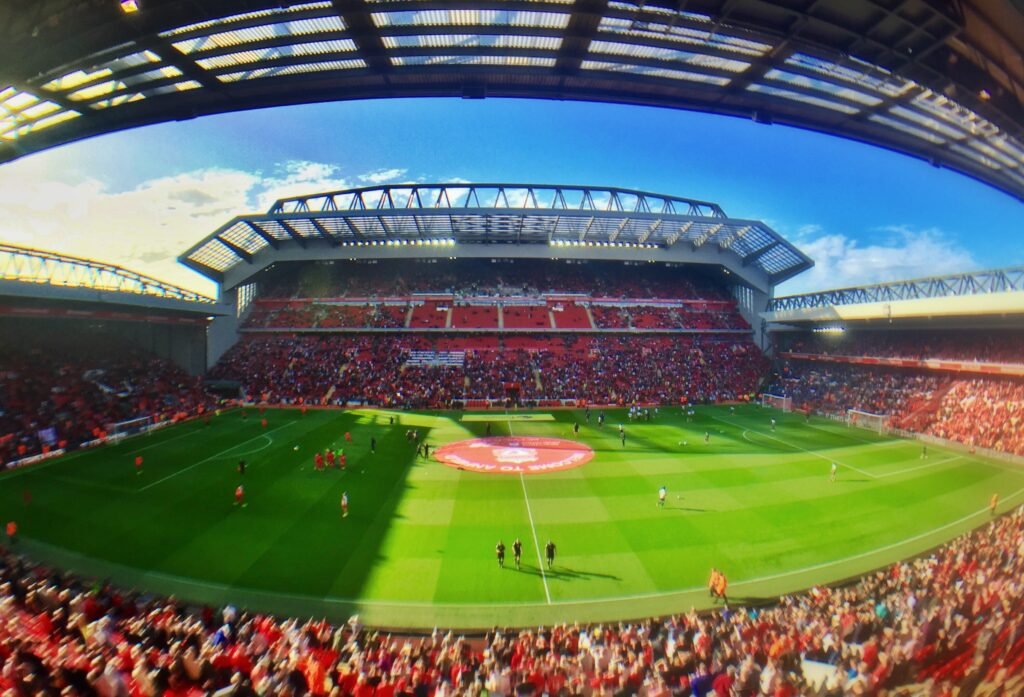 Home panorama of anfield with new main stand (29676137824)