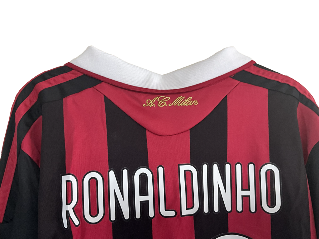 Home ac milan 2010 (1)
